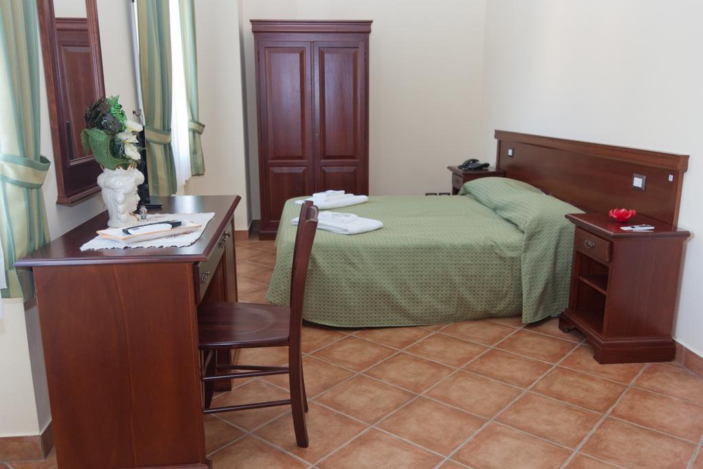 Agriturismo Valle Dell'Etna Roccella Valdemone Zimmer foto
